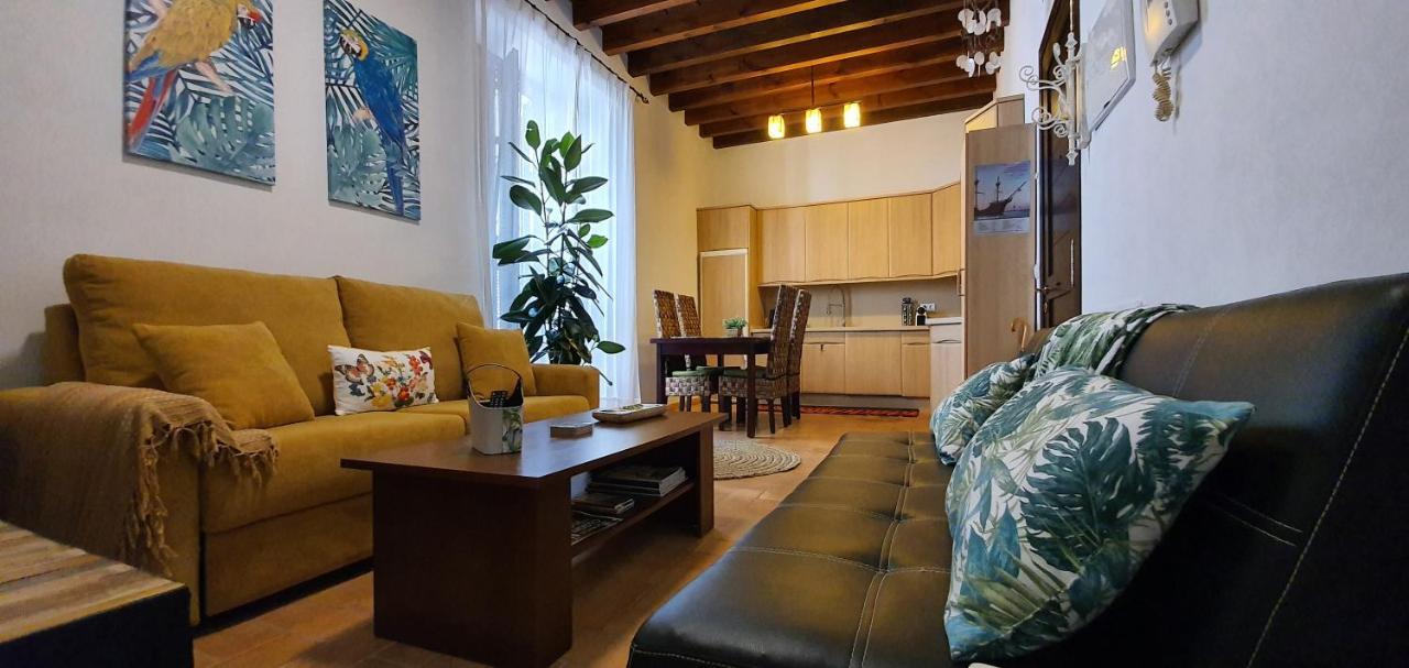 Apartment Palacio Godoy Sanlucar de Barrameda